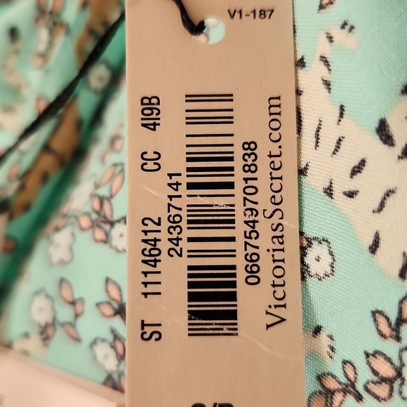 Victoria's Secret Mint Green Tiger/Floral Print Cami Size Small - Picture 6 of 6